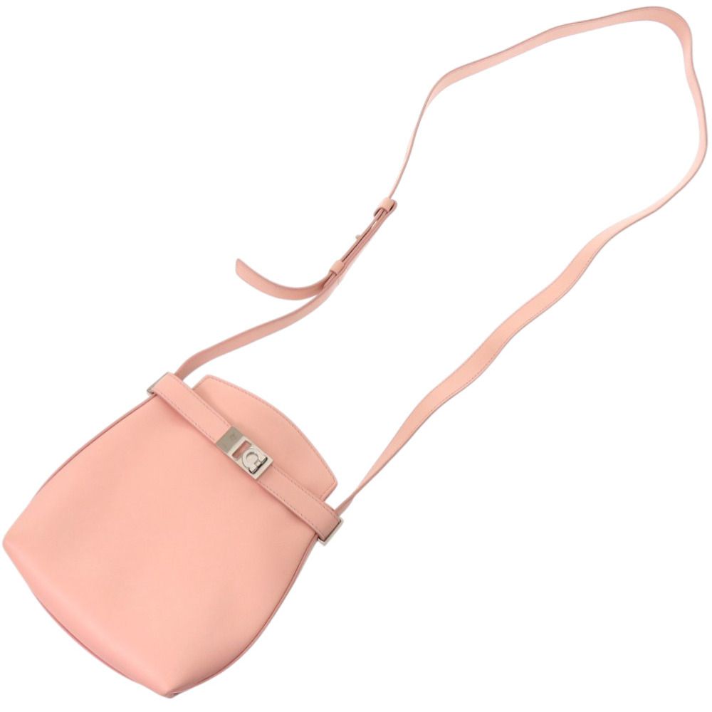 美品 サルヴァトーレフェラガモ Hug  ガンチーニ GG220630 レザー ピンク ショルダーバッグ 0567【中古】Salvatore Ferragamo 美品 サルヴァトーレフェラガモ Hug ガンチーニ GG220630 レザー