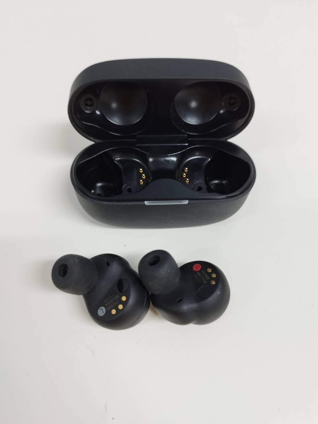 wf-1000xm4 ジャンク×2 ジャンク】SONY WF-1000XM4/ブラック/YY2948/ワイヤレスイヤホン (2