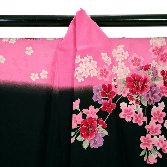 仕立て上がり 振袖「夜桜 黒 ピンク」貸衣装処分 レンタル処分品 小売