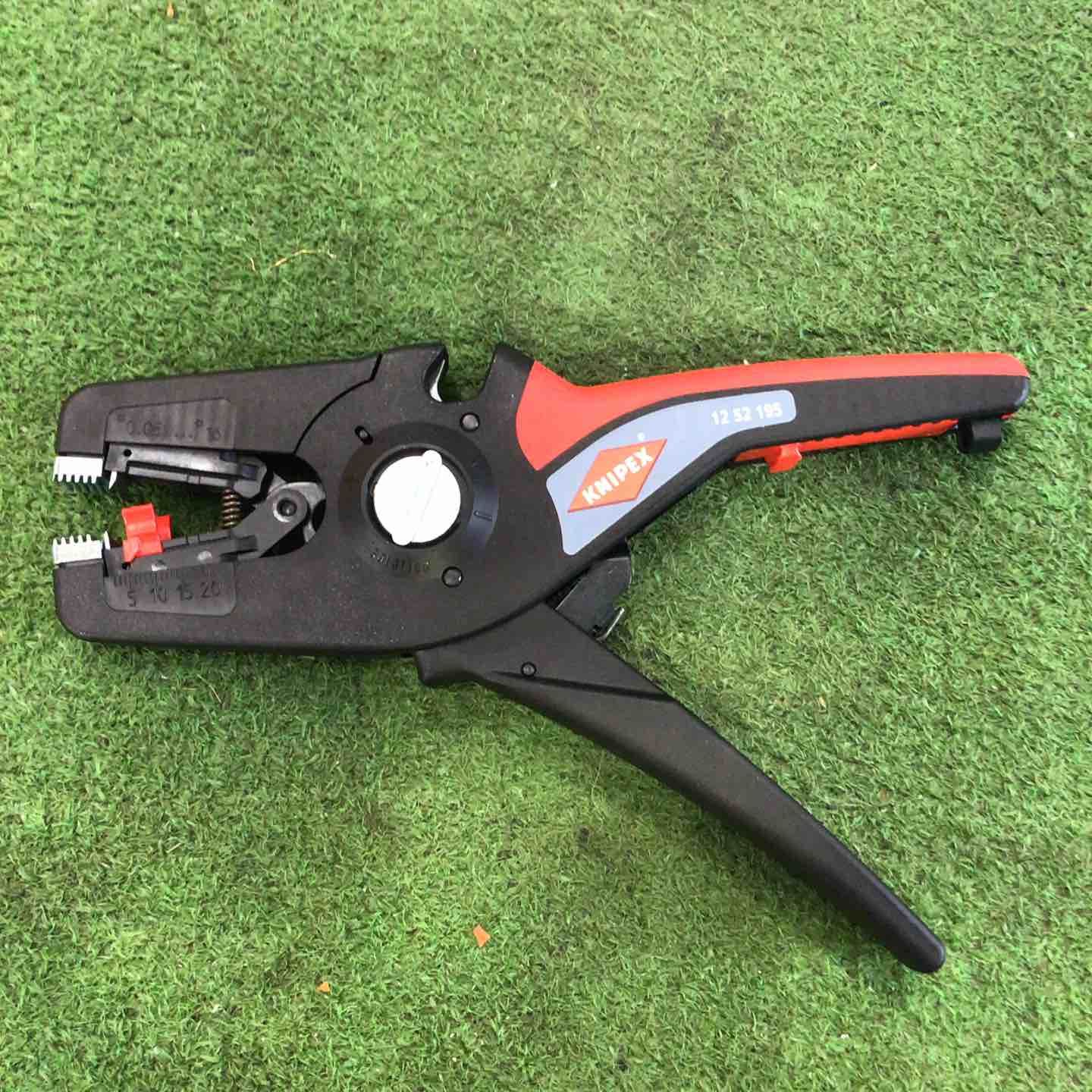 KNIPEX 自動切込調整 ケーブルストリッパー プレシストリップ16 1252-195 SB