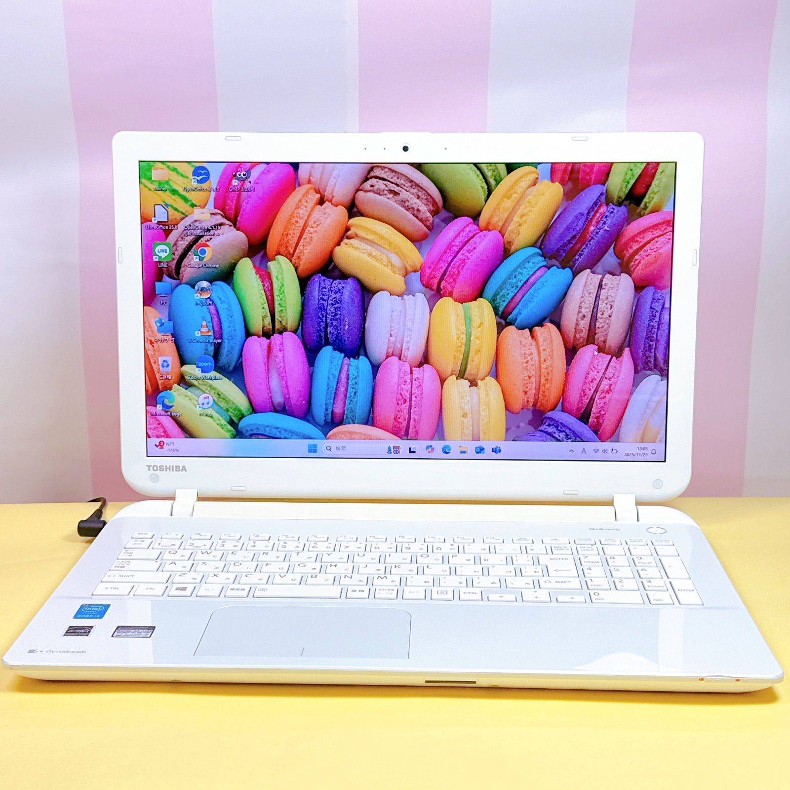 爆速SSD256GB✨8GBメモリ✨Windows11k✨高性能Core i5搭載✨薄型軽量で