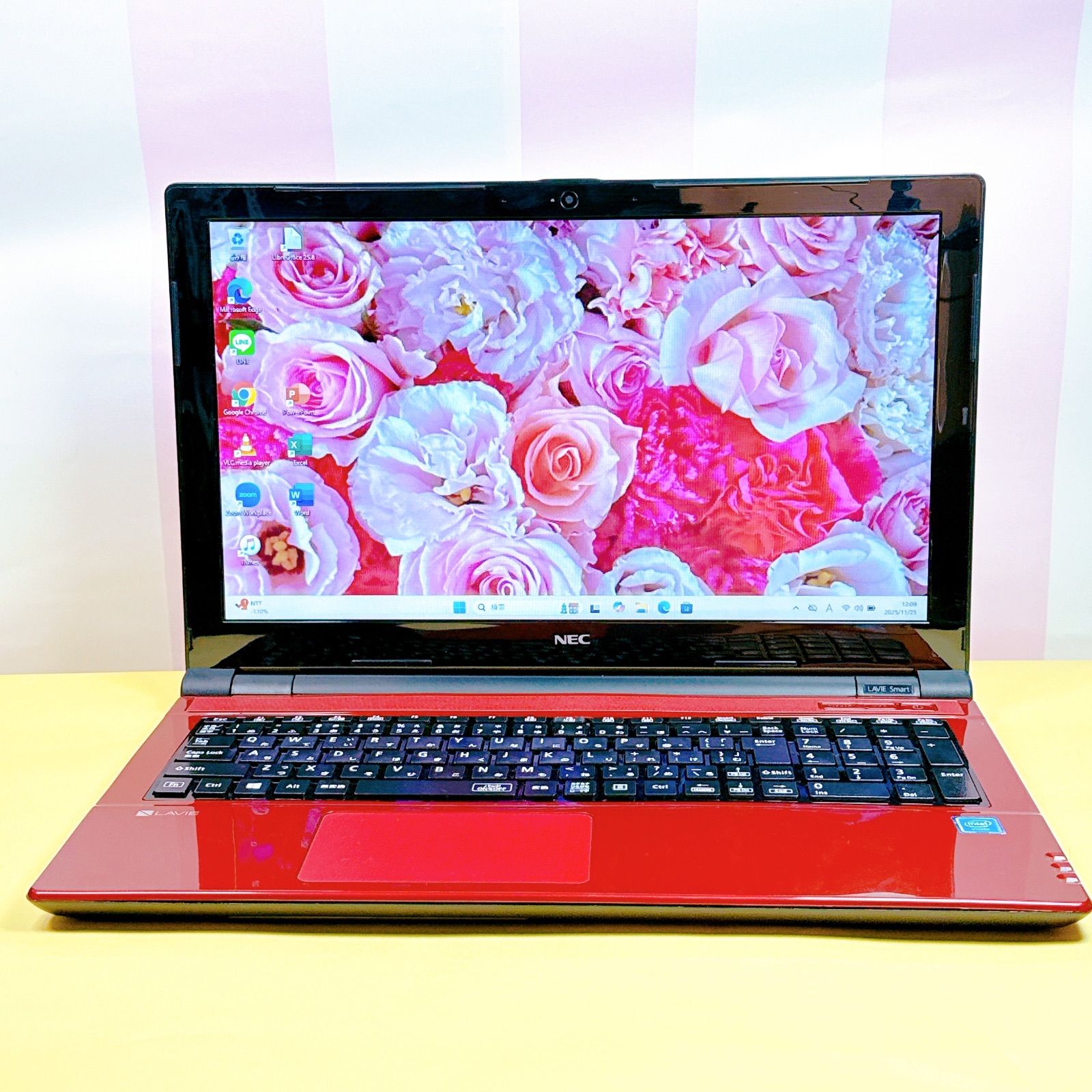 新品爆速SSD⭐️windows11⭐️すぐ使えるノートパソコン⭐️256GB 16GB