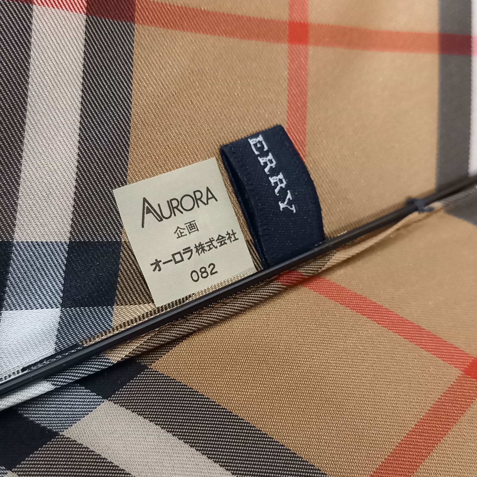 未使用】BURBERRY 折り畳み傘 ノバチェック柄 - メルカリ