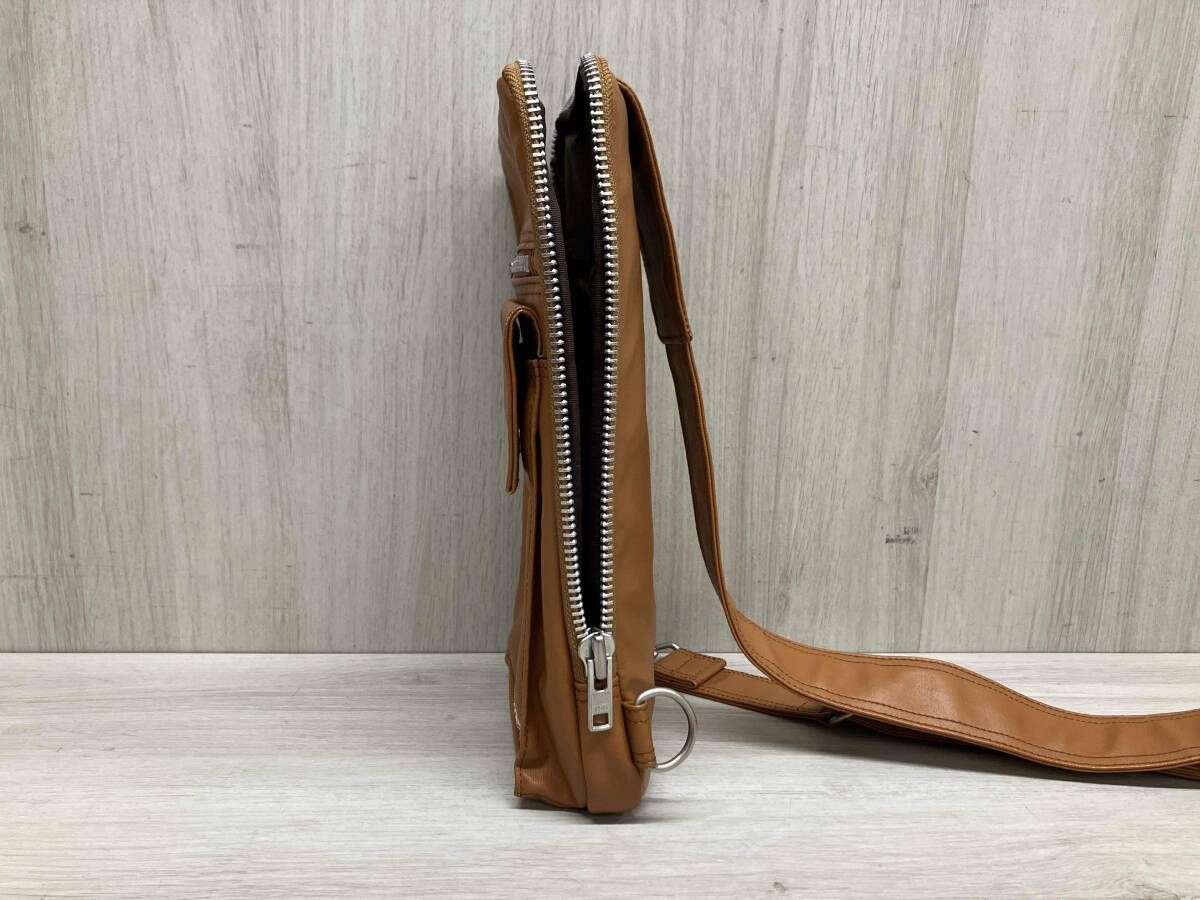 ショルダーバッグ