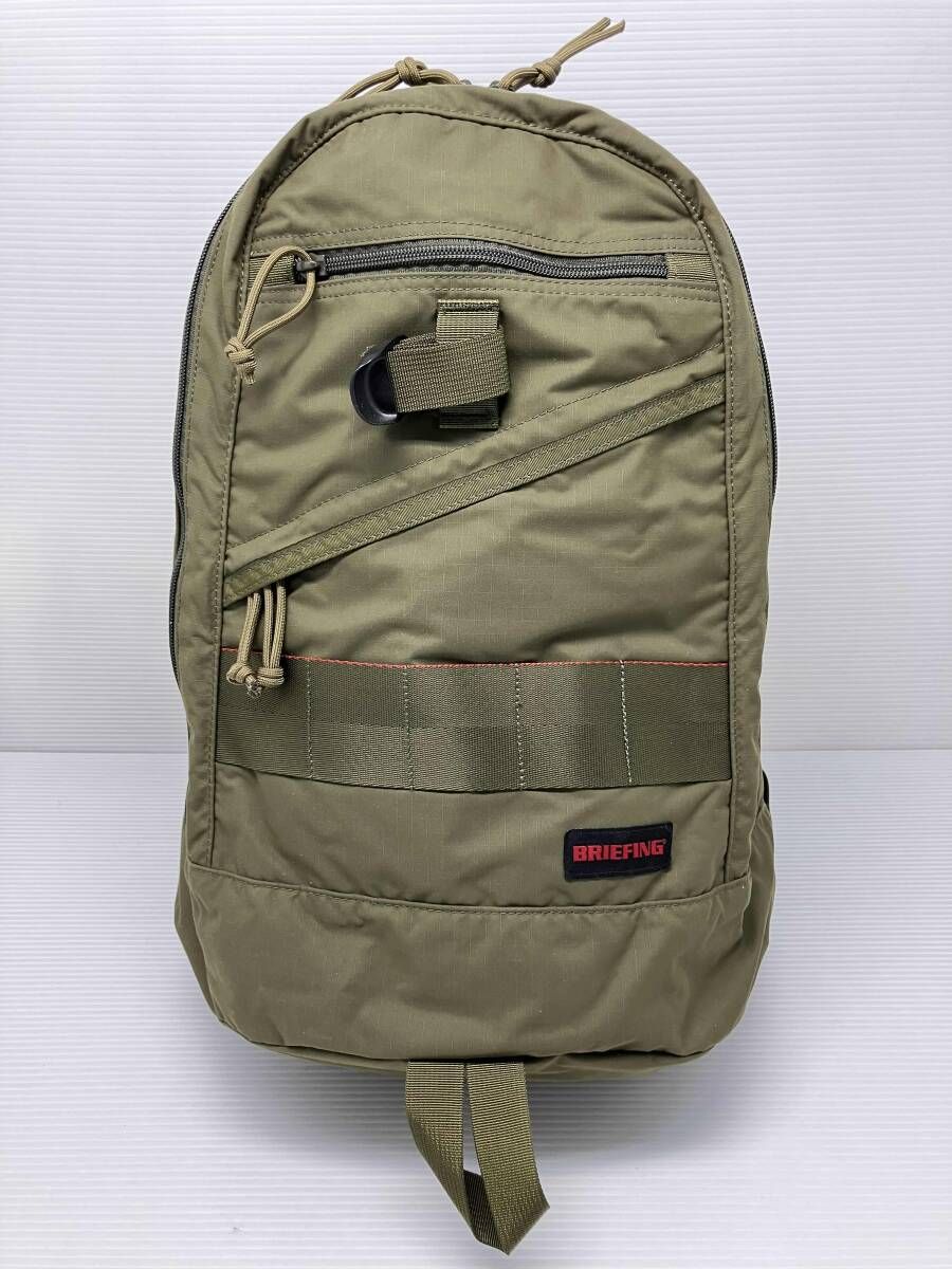 BRIEFING ブリーフィング リュック バックパック デイパック カーキ 通年