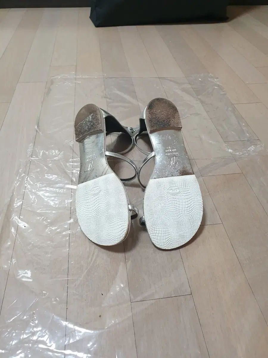 ジュゼッペ ザノッティ 銀色 サンダル 36