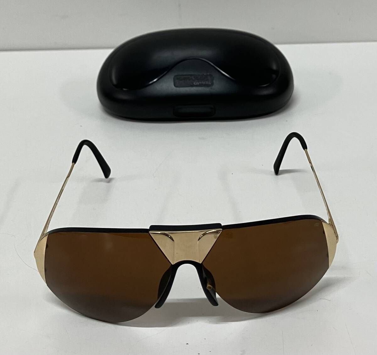 デザイン カレラ