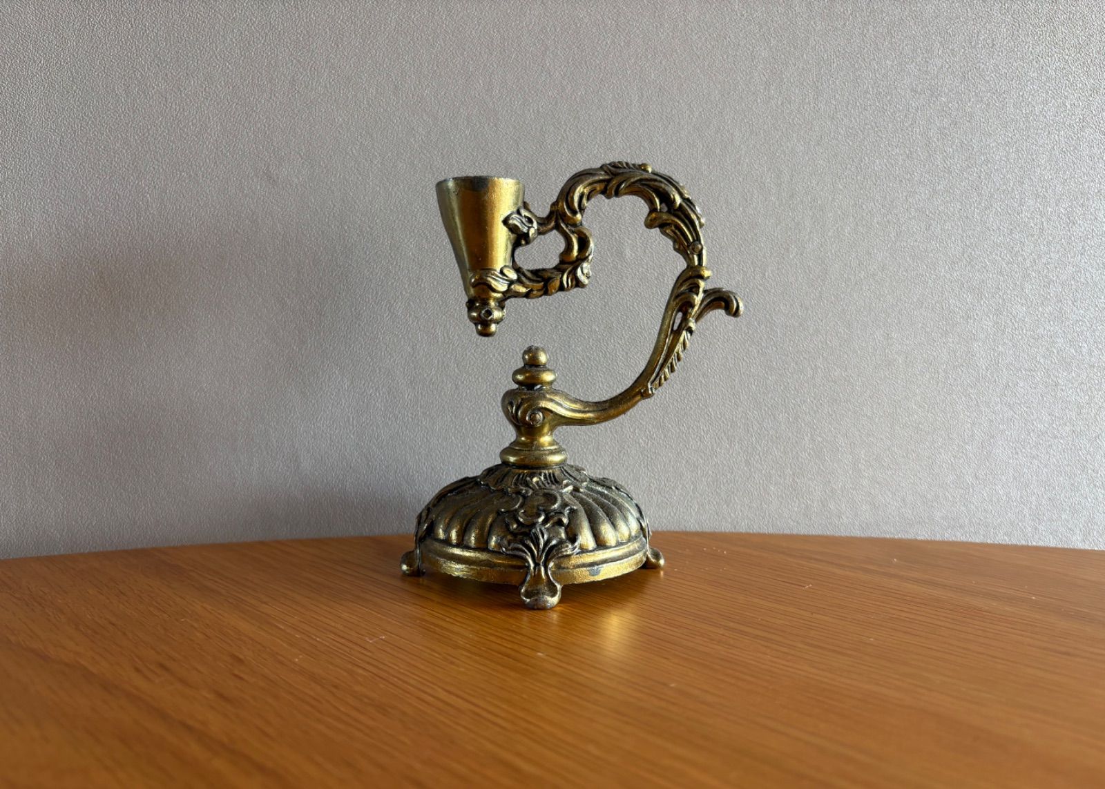 イタリアの古いキャンドルスタンド キャンドルホルダー 蝋燭立て