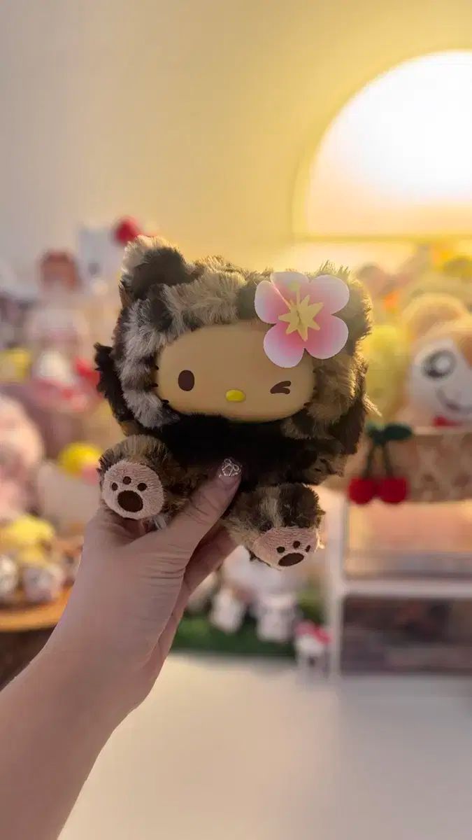 サンリオ ハローキティ パイナップル FACEキャット 猫 ブラウン ぬいぐるみ