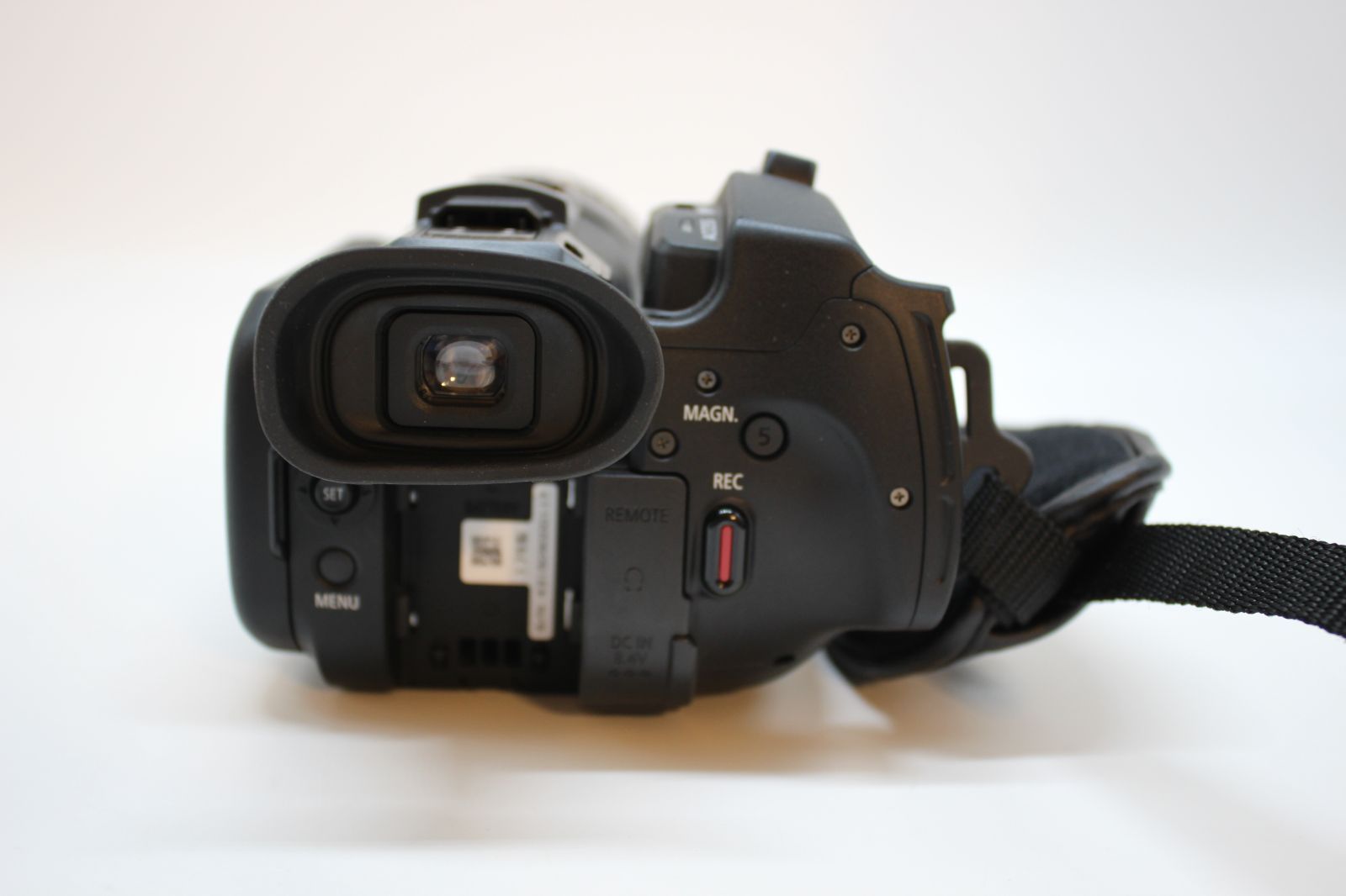 業務用デジタルビデオカメラ