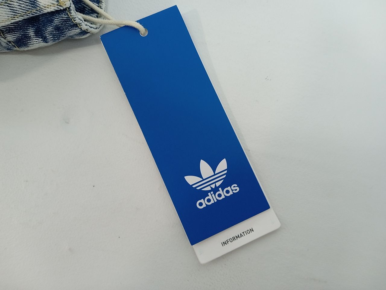  adidas アディダス アディブレイク デニム ジーンズ IT 9760 サイズW 28 M 6097 ストレートデニム デニム ジーンズ