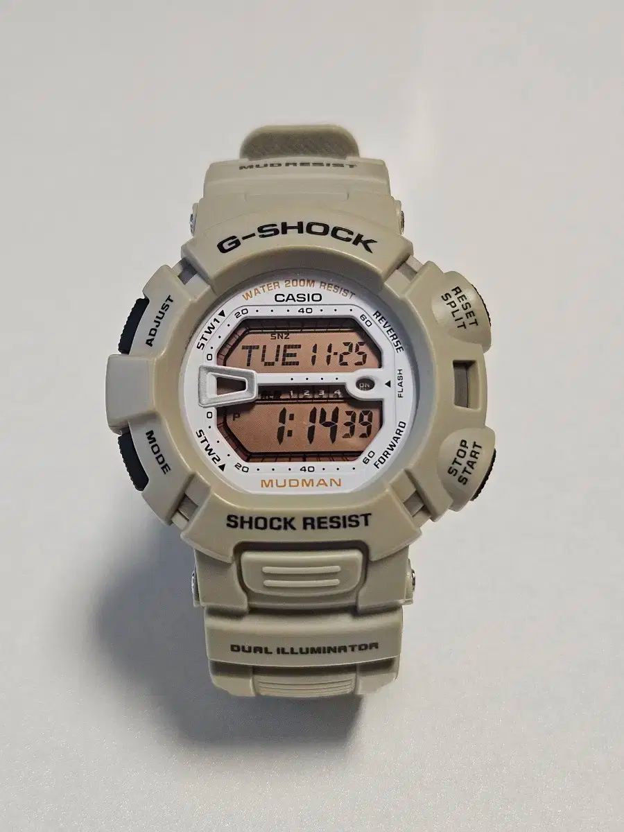 G SHOCK カシオ マッドマン ベージュ リスト時計