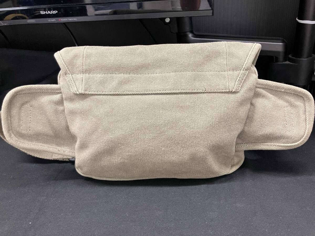 A.P.C アーペーセ ボディバッグ ウエストバック カーキ