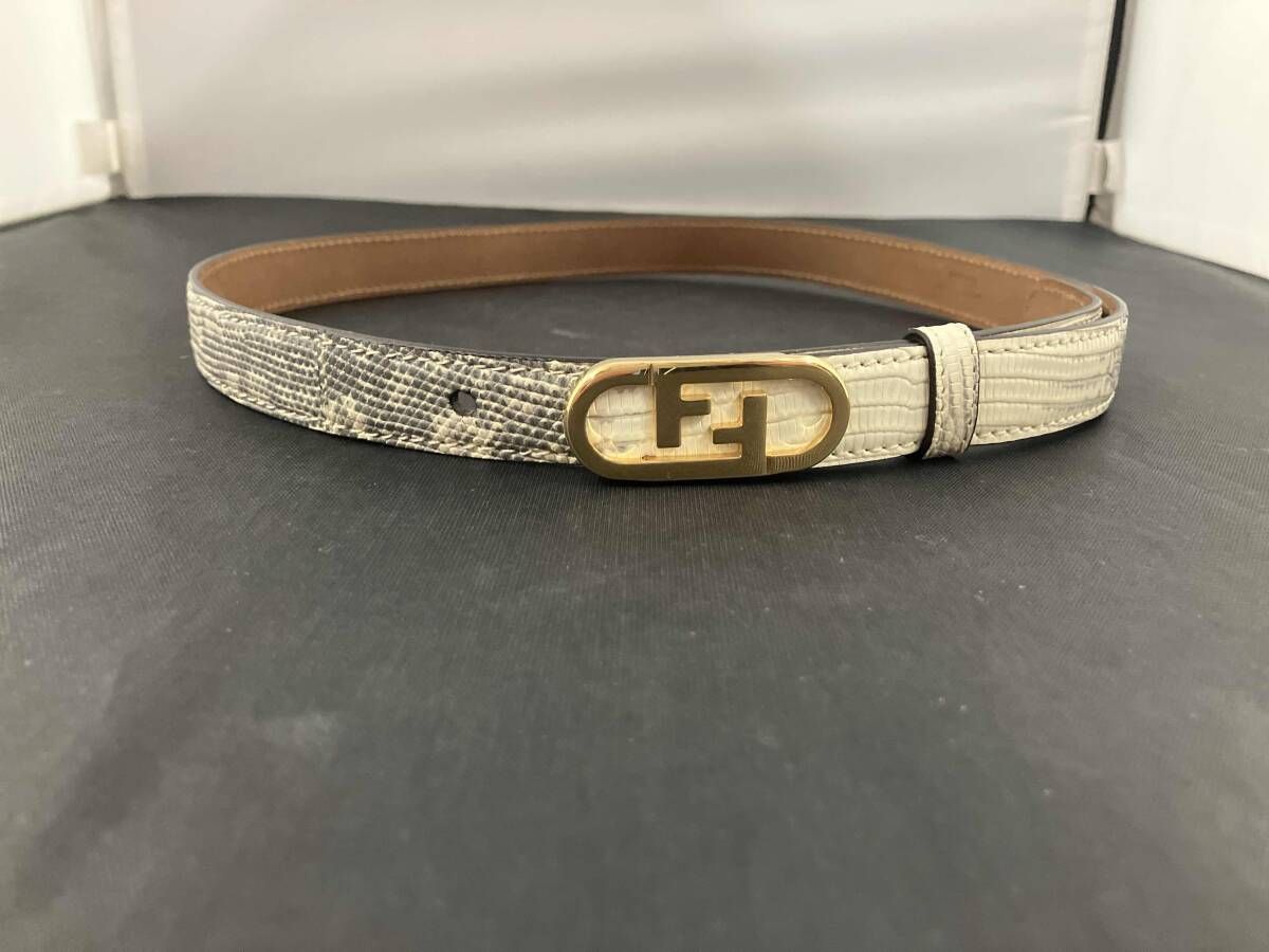 FENDI フェンディ 小物 ベルト ベビ柄 オフホワイト
