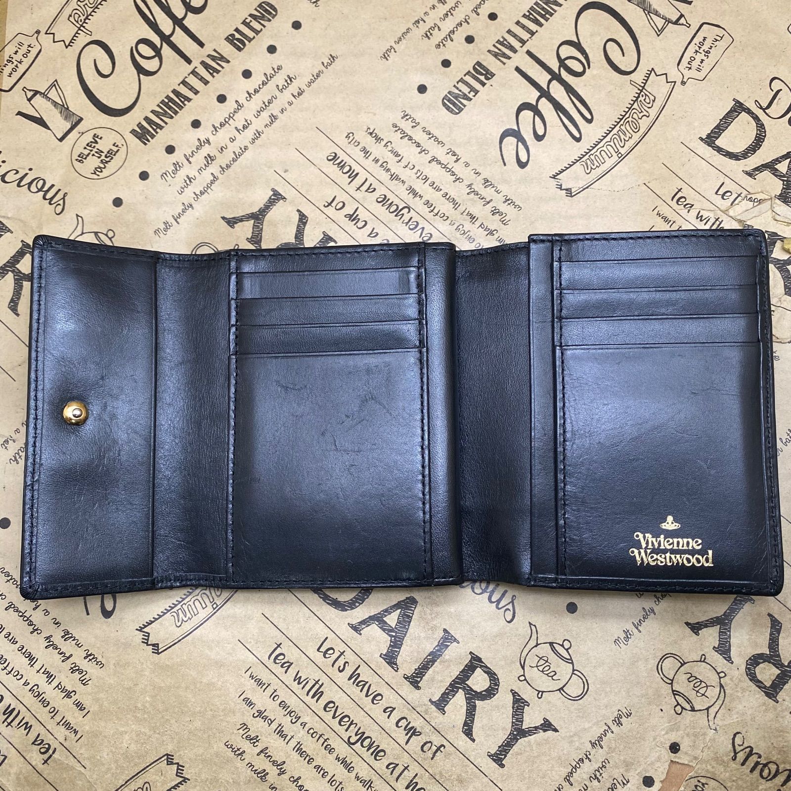 【✨未使用級】 ヴィヴィアン 三つ折り財布 オーブ クロコ がま口 レザー　黒 ヴィヴィアンウエストウッド 3つ折り 財布がま口 革 黒 オーブ FY305