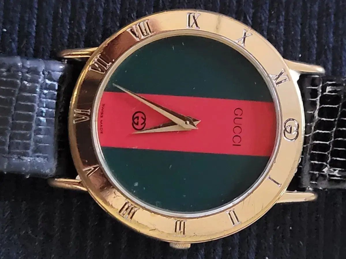 GUCCI GUCCI グッチ 101J Gラウンド ステンレススチール 電池式