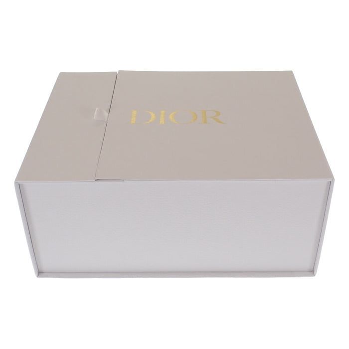 ﾃﾞﾆﾑﾎﾞﾌﾞﾊｯﾄ