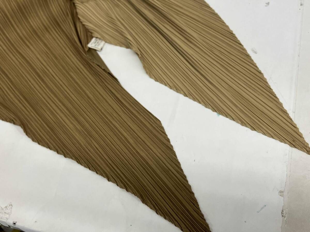  ISSEY MIYAKE プリーツストール PP 05-AD 022 イッセイミヤケ ツートン スカーフ ブラウン その他 小物