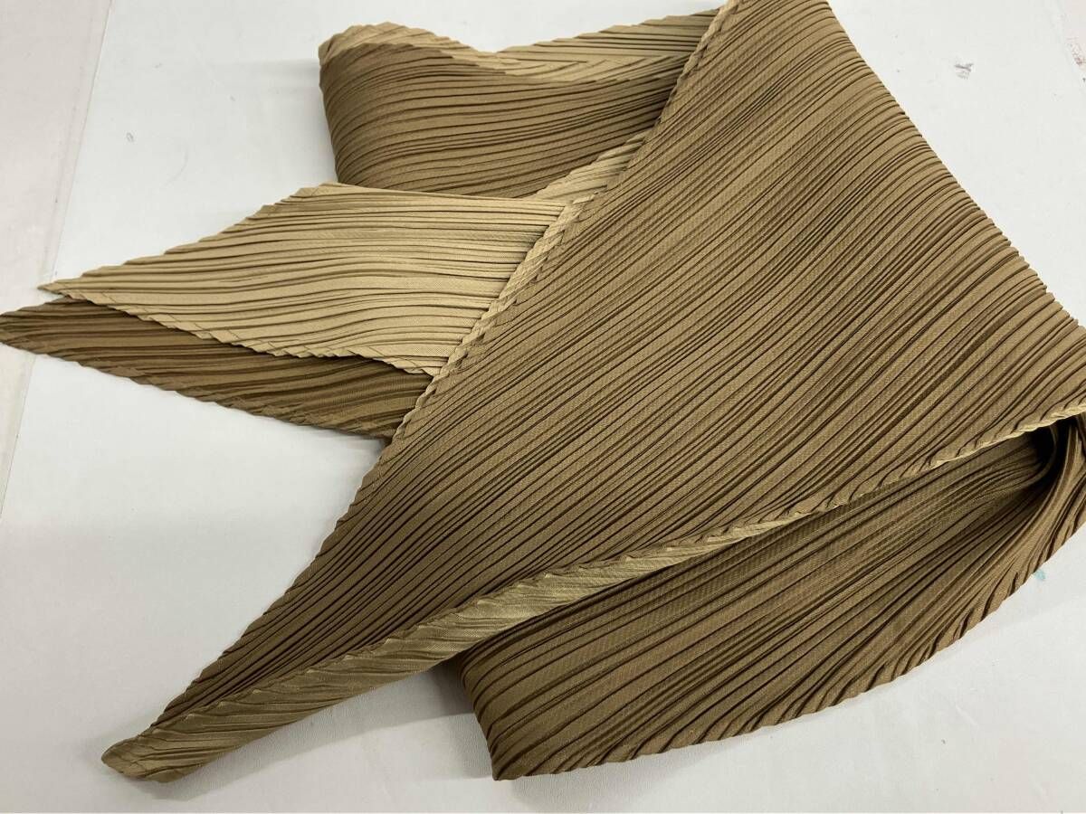 ISSEY MIYAKE プリーツストール PP 05-AD 022 イッセイミヤケ ツートン スカーフ ブラウン