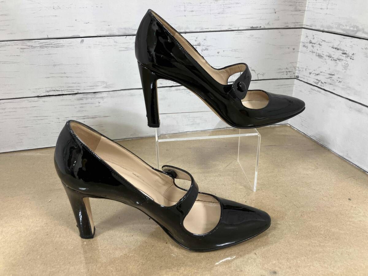 MANOLO BLAHNIK マノロブラニク エナメル Hand made in ITALY 黒 36,1