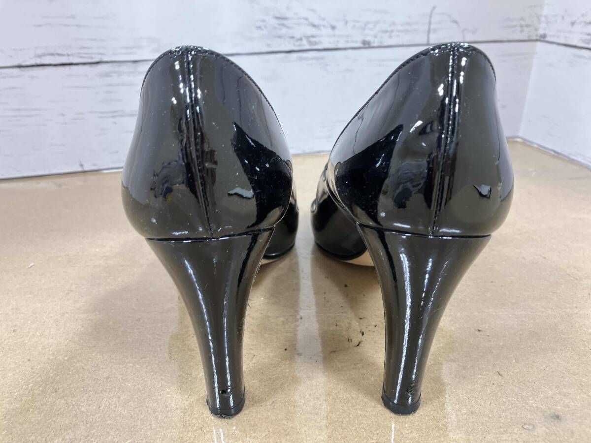 MANOLO BLAHNIK マノロブラニク エナメル Hand made in ITALY 黒 36,1