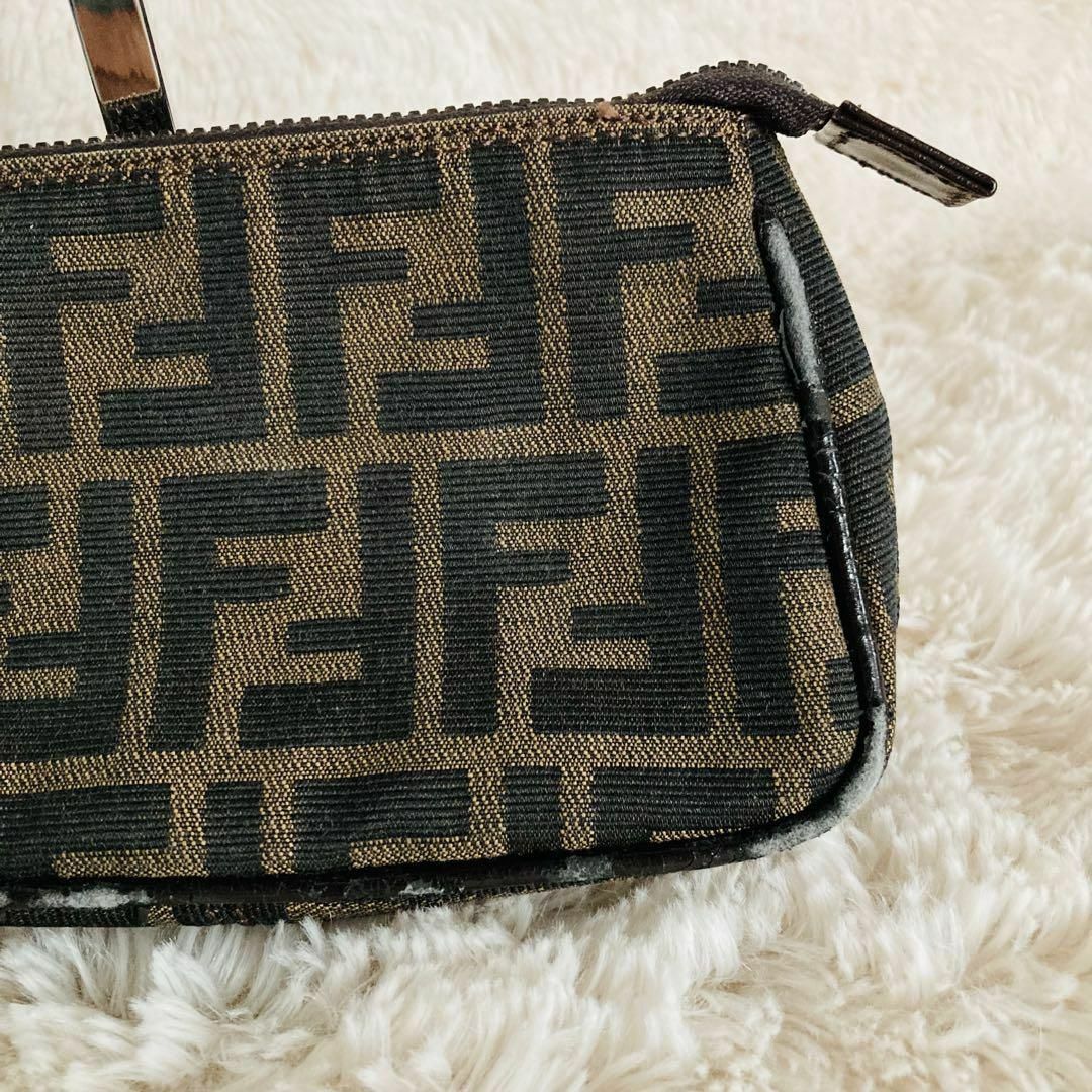 FENDI 販売 フェンディ ミニポーチ ズッカ柄 ブラウン/ブラック