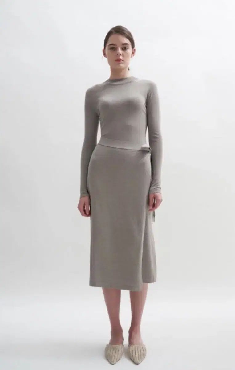 ブロッサム天祥院英智カンパニー アールラップニットワンピース