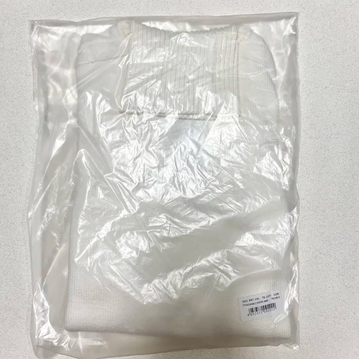 正規品，HOT 新品 ストーンアイランド キッズ ワッペン タートルネック ニット 白 8A セーター