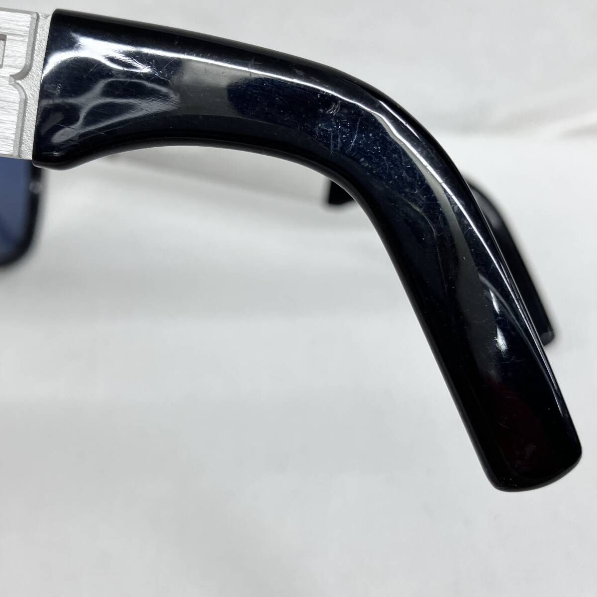 ブルー サングラス