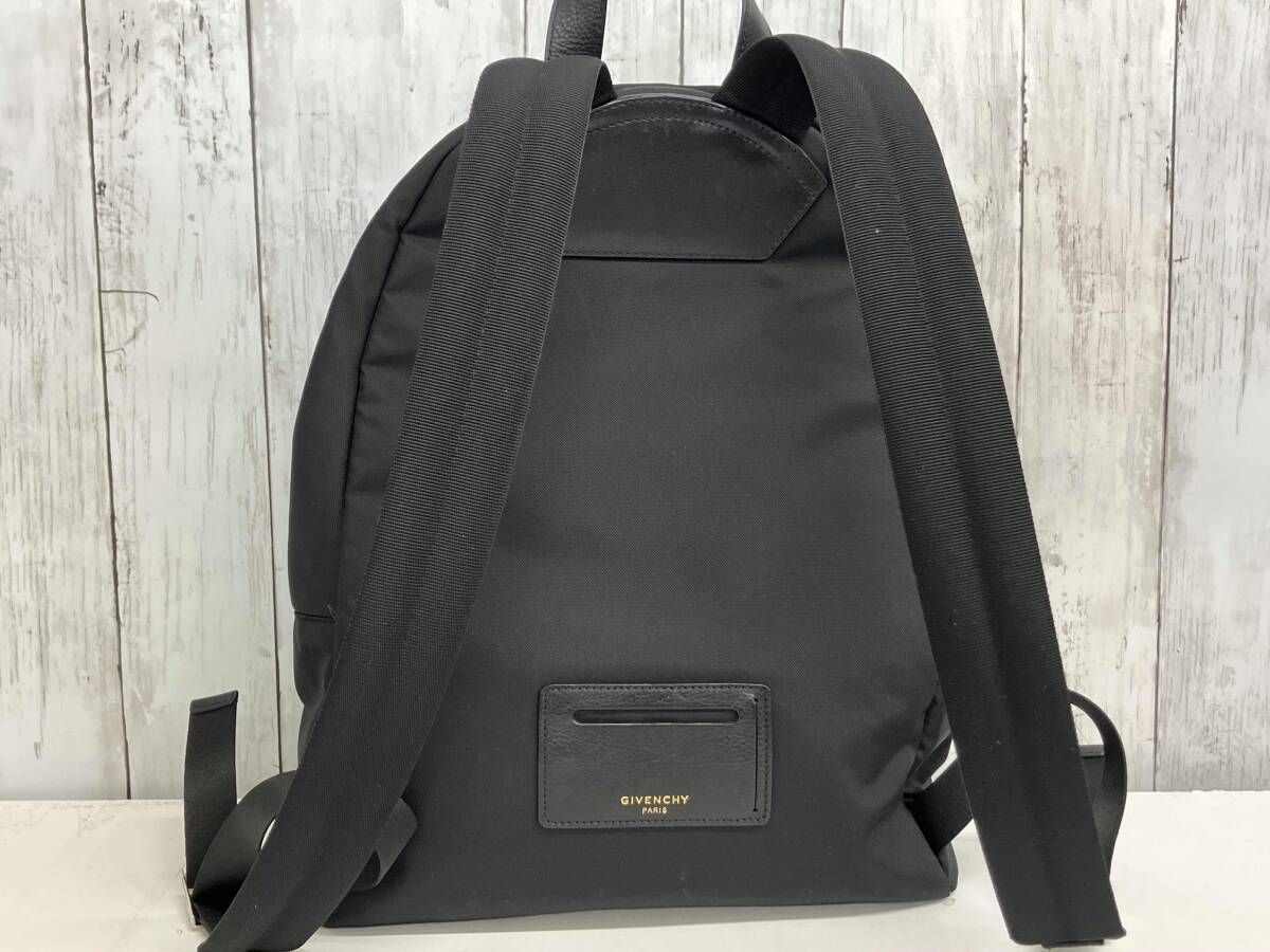 GIVENCHY シャークプリント リュックサック ジバンシィ バックパック ブラック