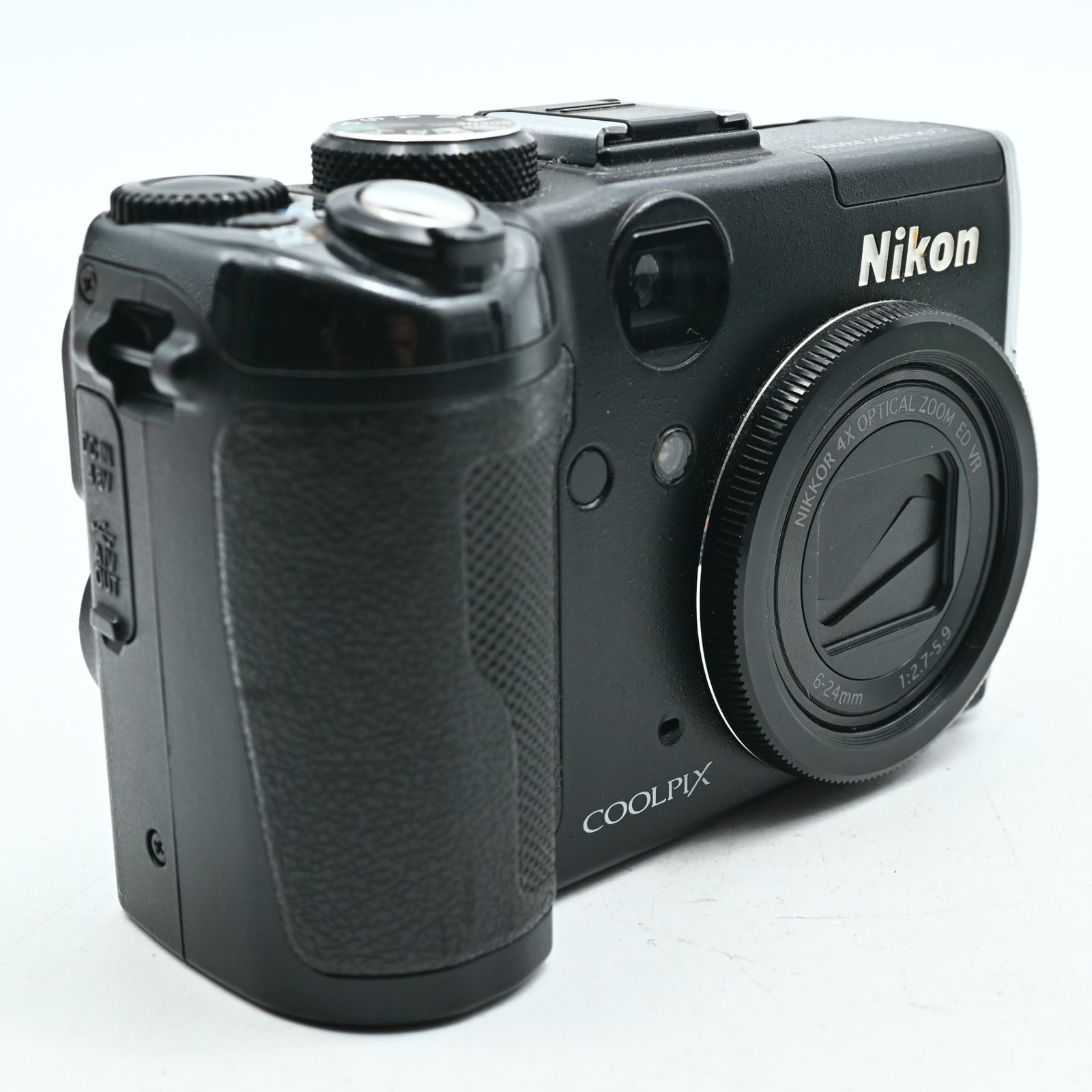 難有品】Nikon デジタルカメラ COOLPIX (クールピクス) P6000