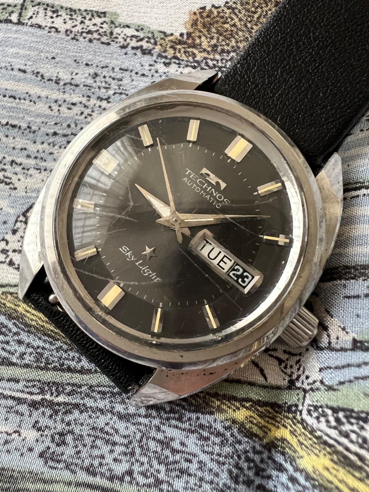 テクノス スカイライナー 自動巻き時計 オートマ 稼働品