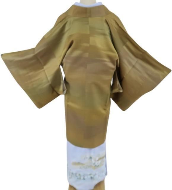  ✾まめ藤✾ 小田急謹製 正絹 着物 自然味とステキな予感で溢れる黄唐茶色の霞空 道中着 E 37 羽織 着物 浴衣