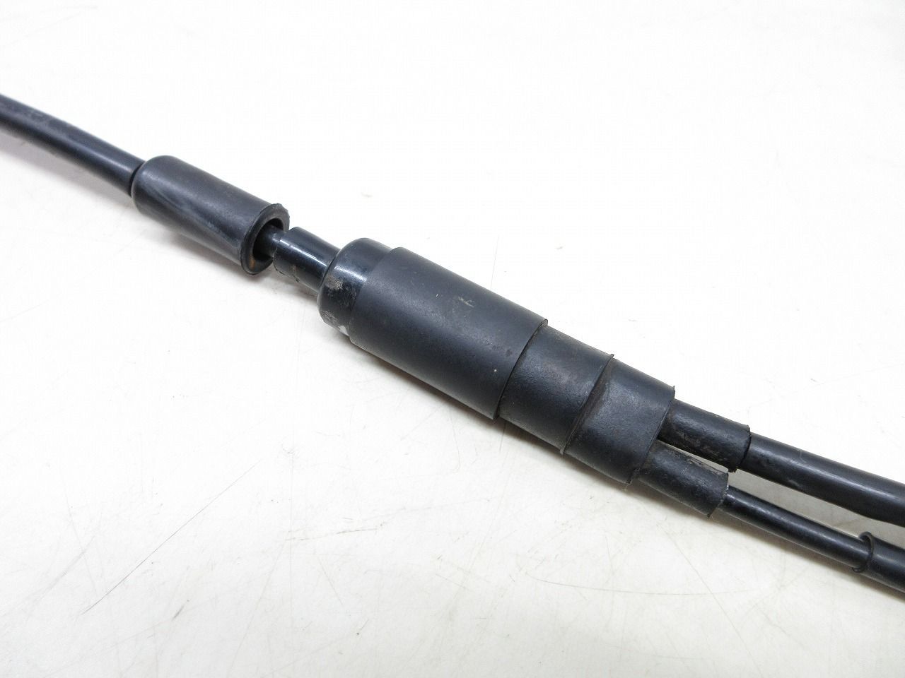 TZR50　アクセルワイヤー　全長約1150＆850ミリ 中古バイク部品　0710Y19M-17