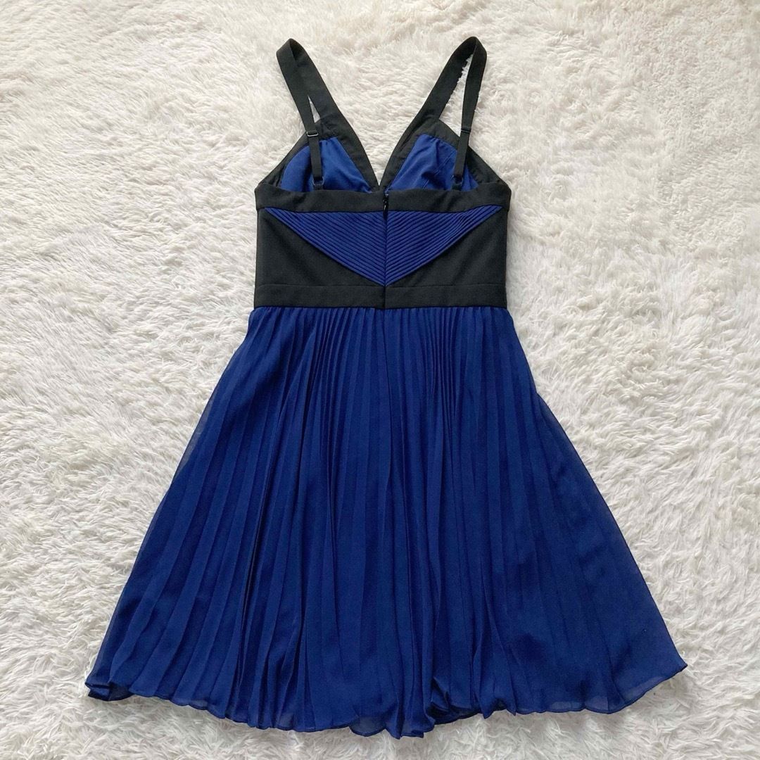 美品 BCBGMAXAZRIA バイカラープリーツドレス フレア Aライン お腹見せ
