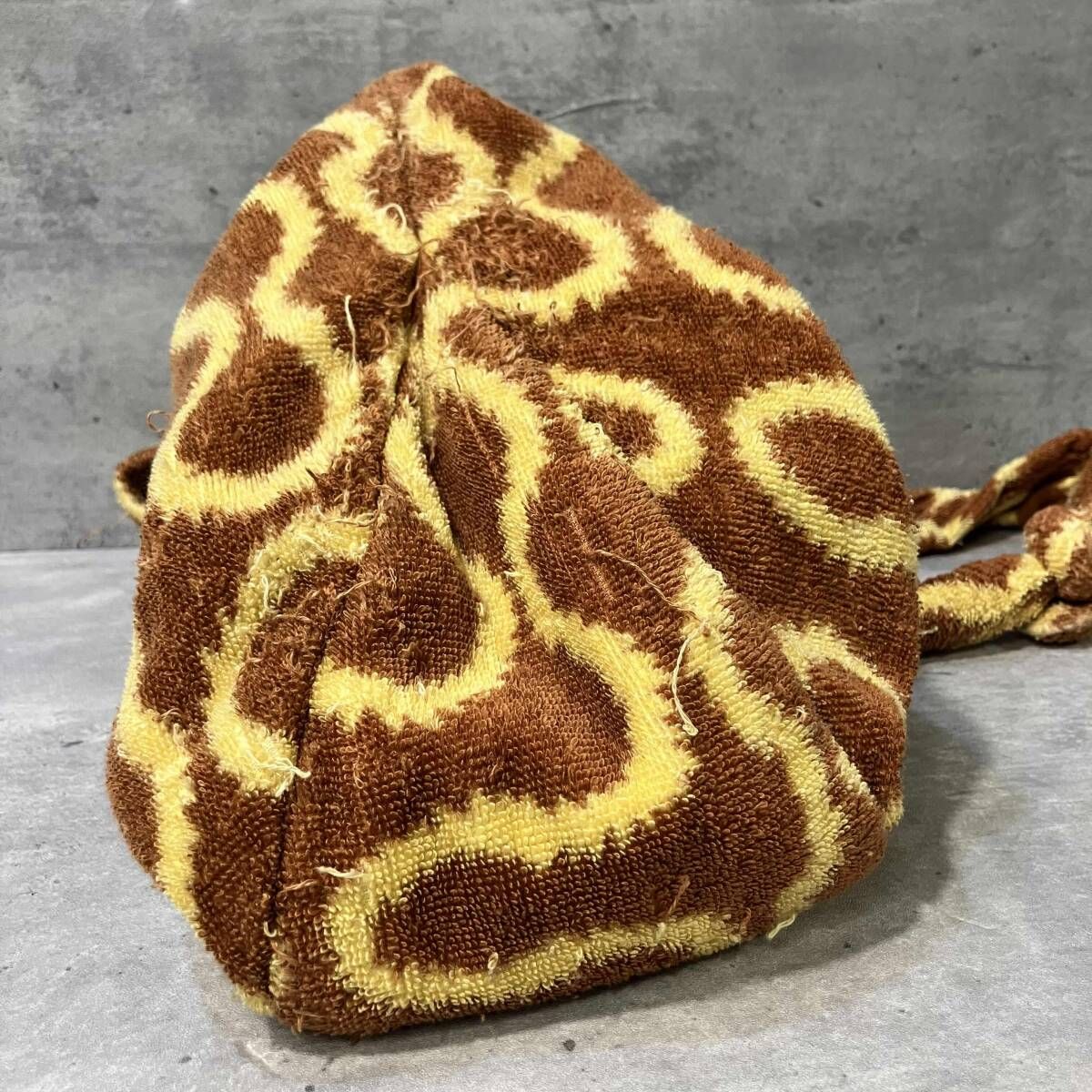 90 s archive VIVIENNE WESTWOOD pile shoulder bag パイルショルダーバッグ イエロー ブラウン ヴィヴィアンウエストウッド