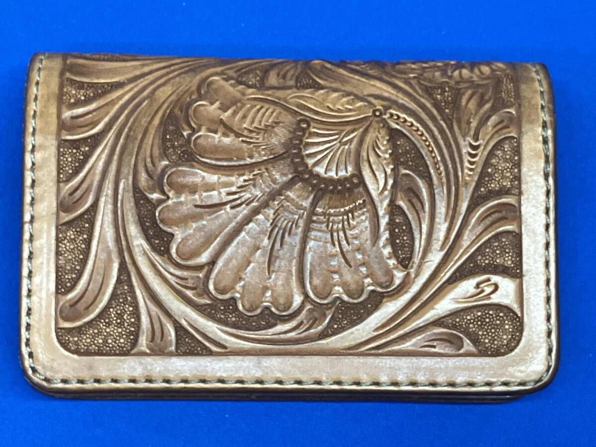 FUNNY 二つ折り財布