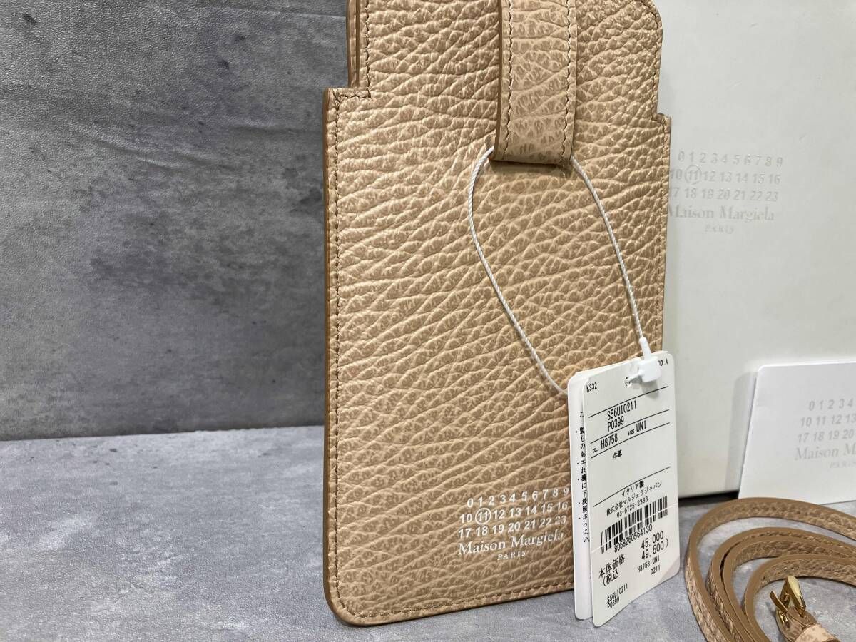 Maison Margiela スマホケース スマホショルダー ベージュ 牛革 レザー メゾンマルジェラ
