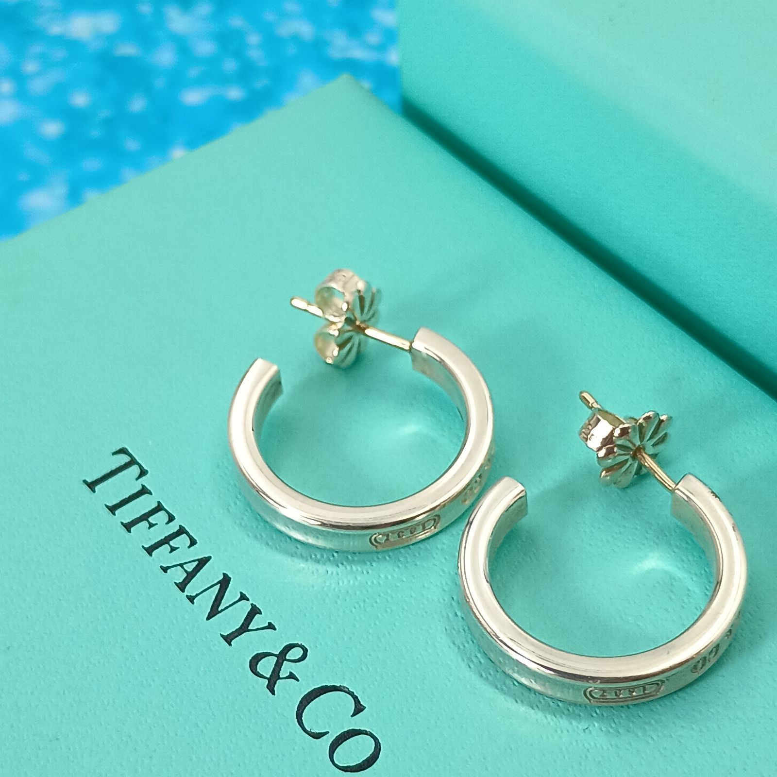 TIFFANY & Co. ティファニー　ナロー　ピアス 925刻印あり TIFFANY&Co. ティファニー ナロー フープピアス 1837 シルバー925 両耳