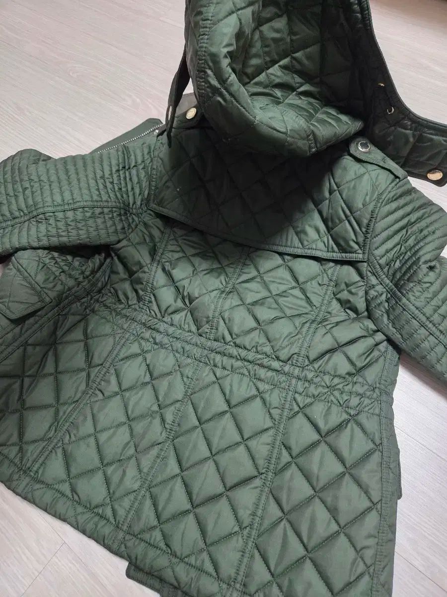 ジャケット グリーン