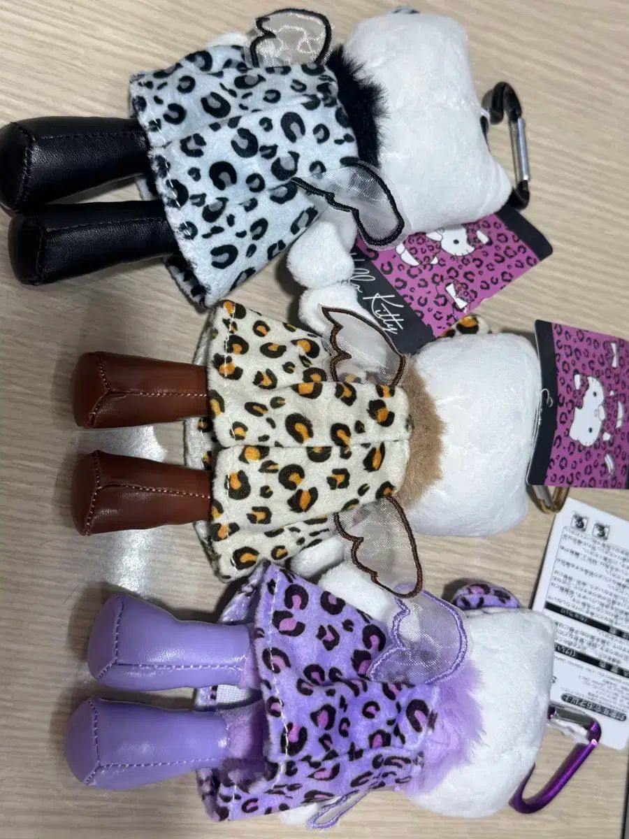 ロングレッグ hello kitty ハローキティ レオパード ONE PIECE - ロングブーツ ぬいぐるみ キーホルダー