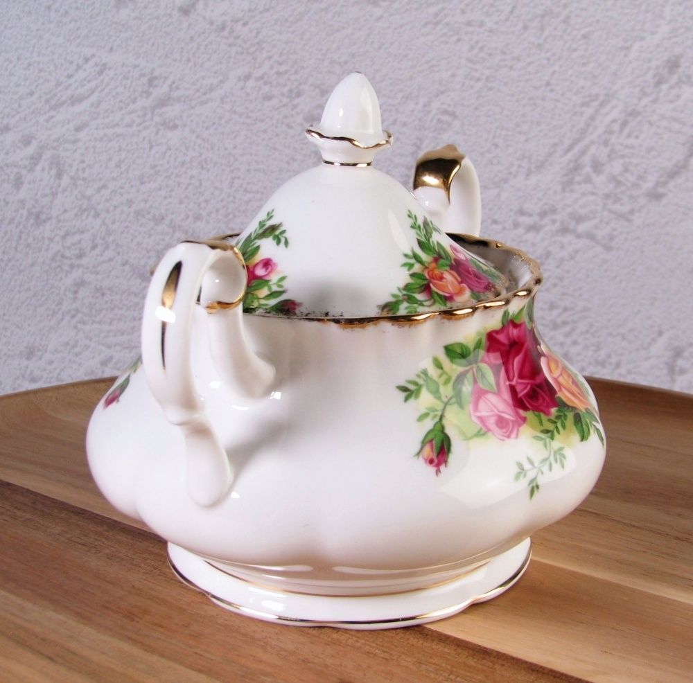 英国製 ヴィンテージ ロイヤルアルバート オールドカントリーローズ