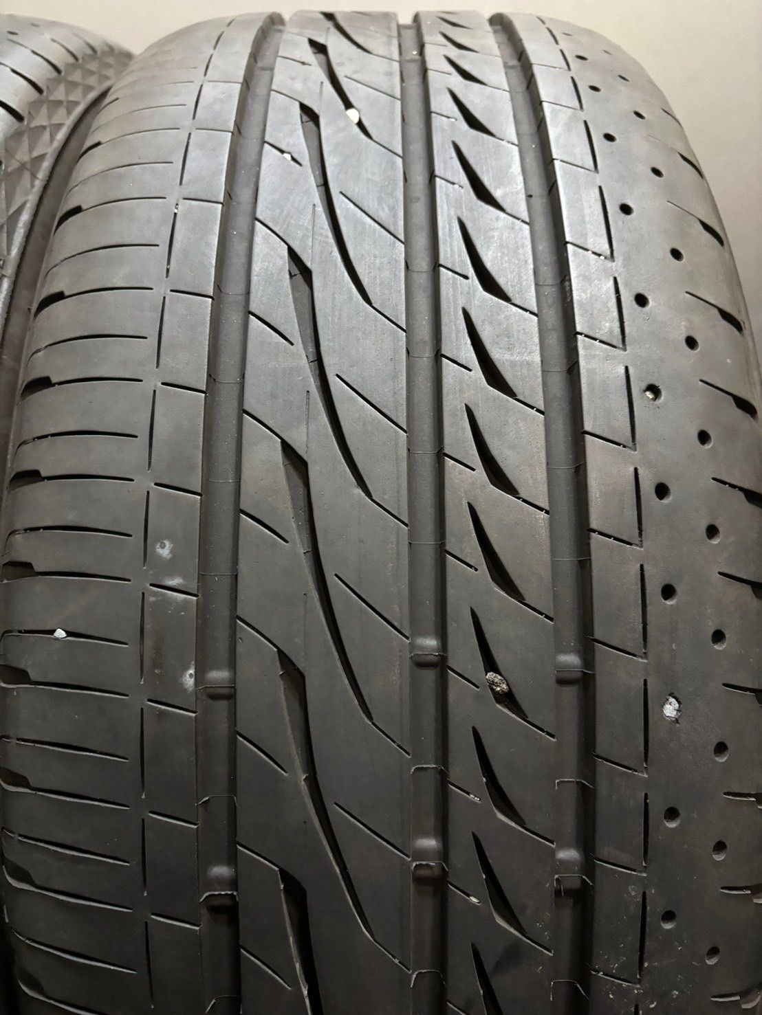  245 40 R 19 REGNO GRVⅡ トヨタ 19インチ 8 J 38 114 3 5 H 夏タイヤ 4本 アルファード 南6 K 878 19インチ タイヤ ホイールセット