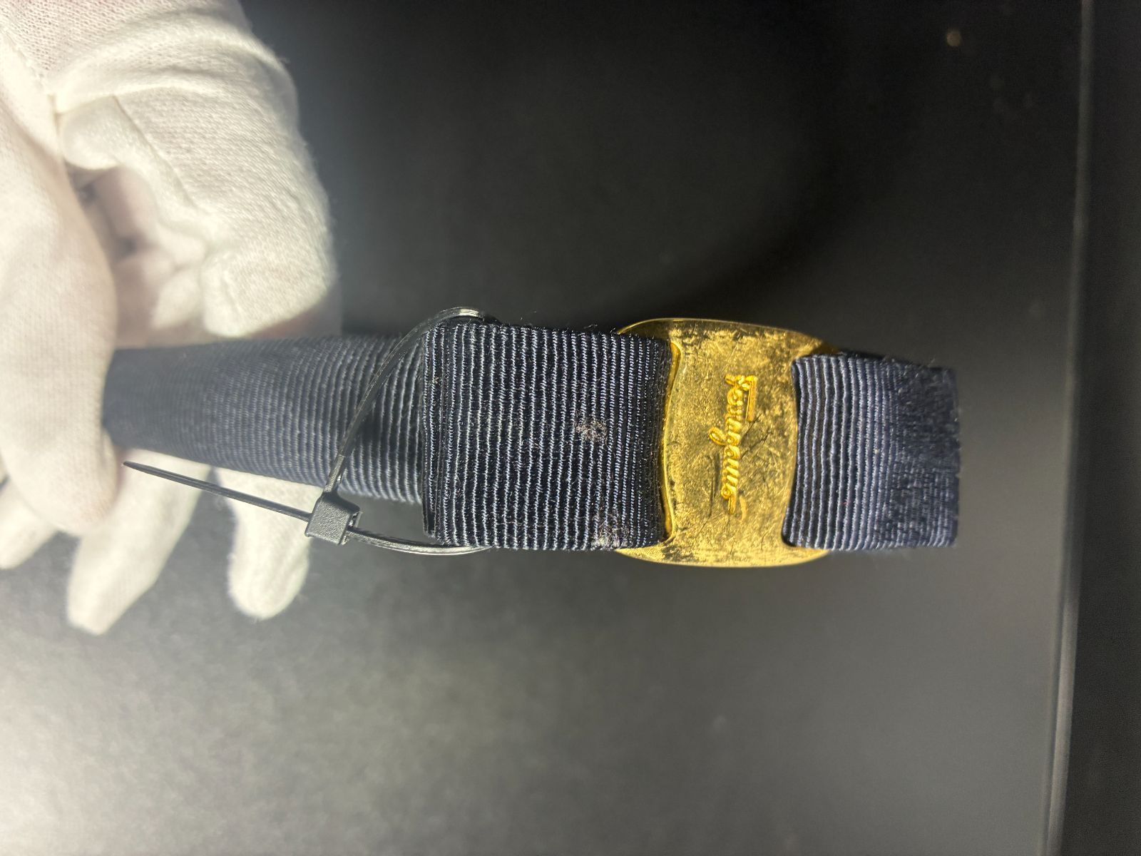 サルヴァトーレフェラガモ カチューシャ