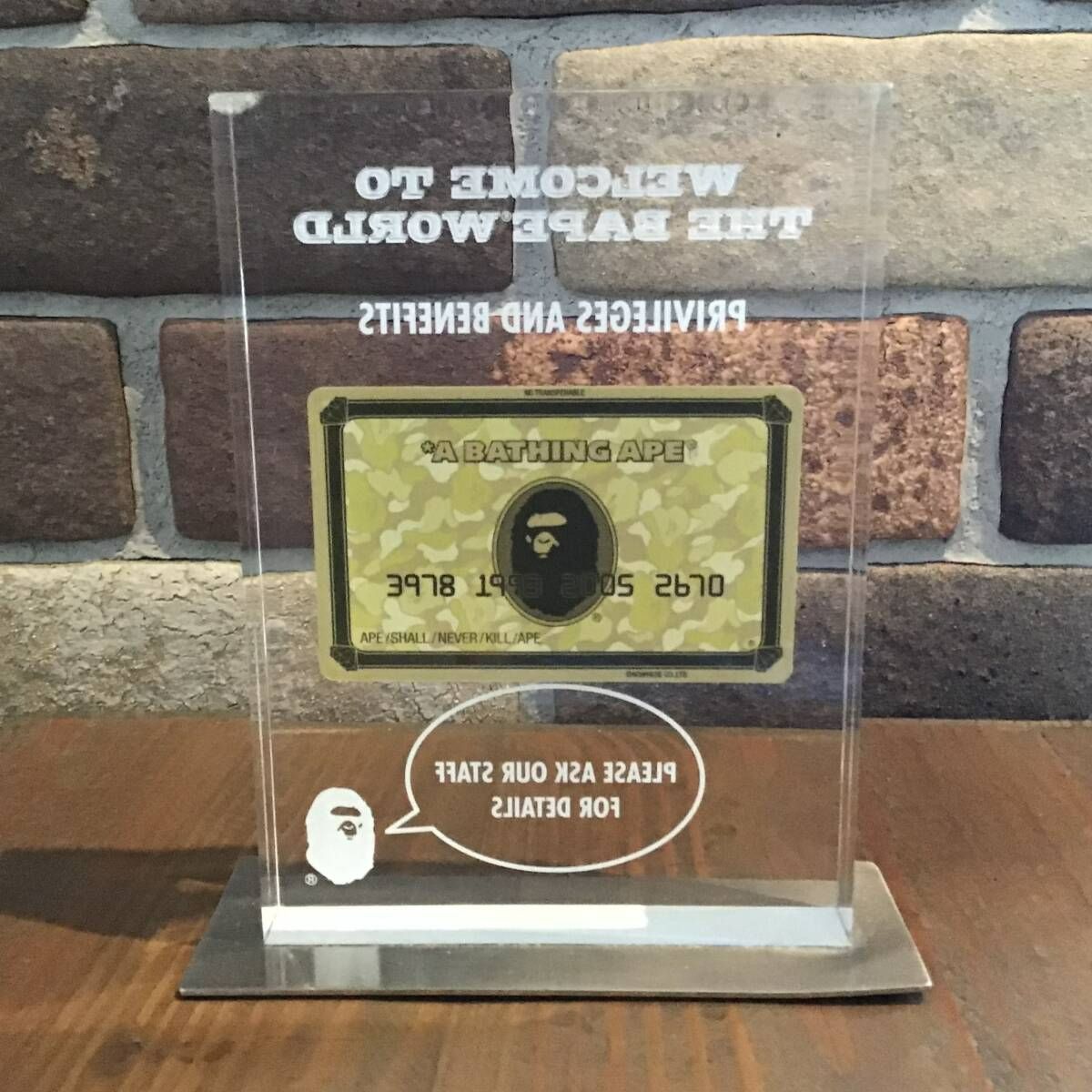 ☆激レア☆ BAPE STORE 店舗用 アクリル ディスプレイ a bathing ape
