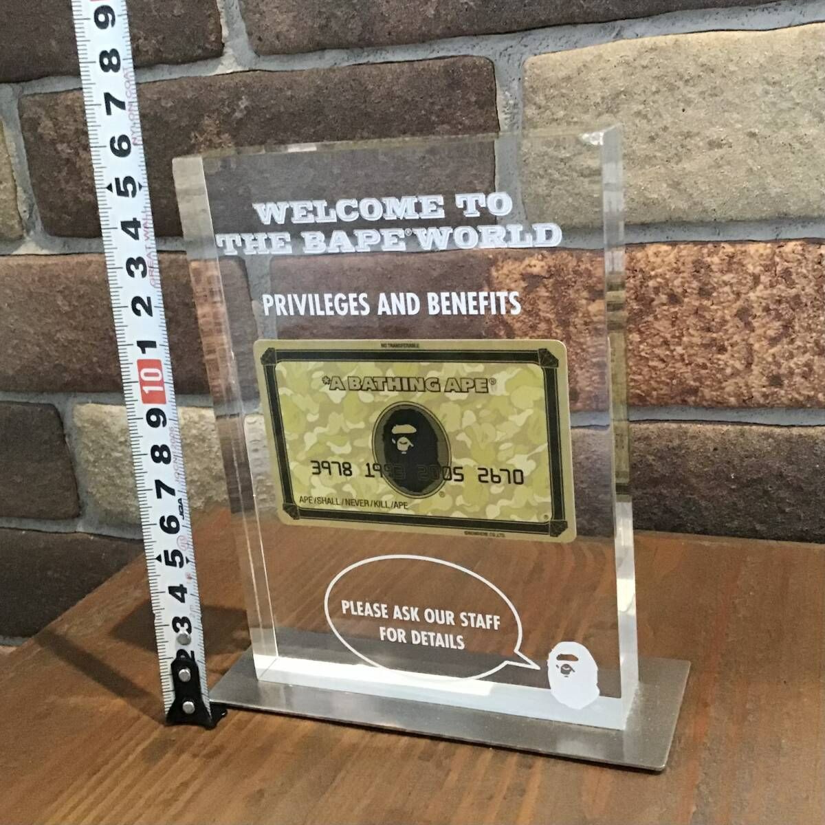 ☆激レア☆ BAPE STORE 店舗用 アクリル ディスプレイ a bathing ape
