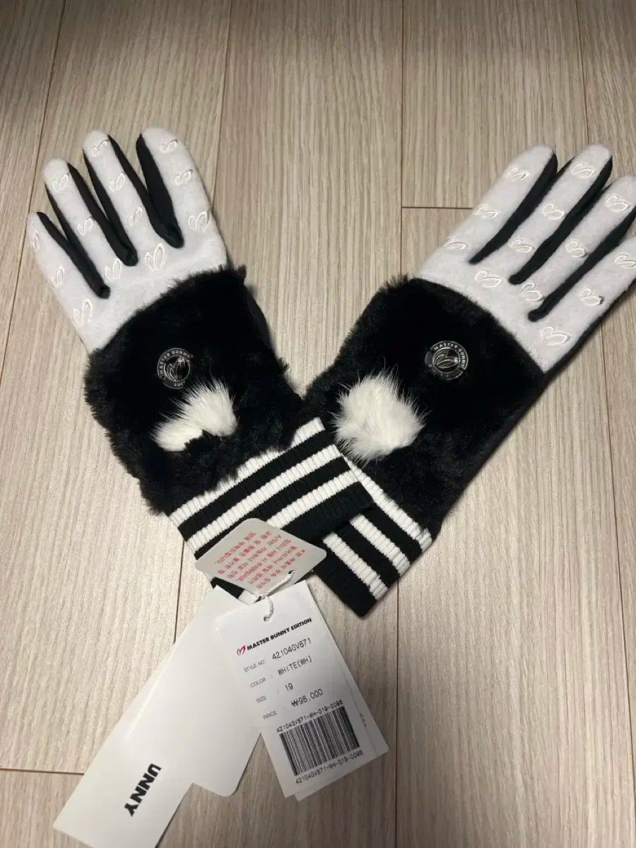 マスターバニーエディション ゴルフ 手袋 白
