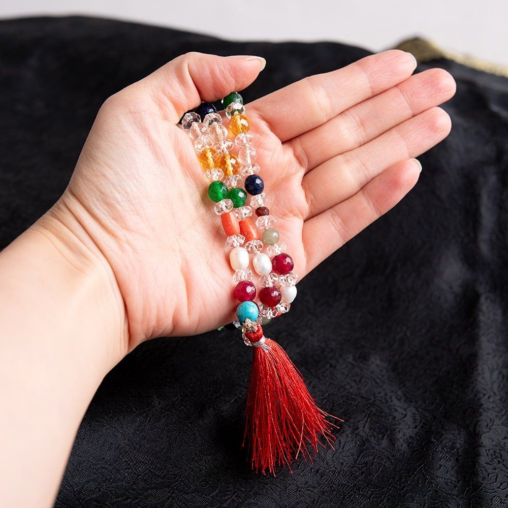 9つの宝石 のネックレス