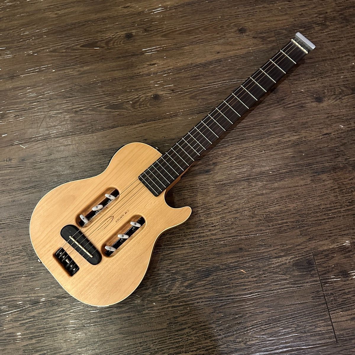 TRAVELER GUITAR Escape Mark II Acoustic アコースティックギター トラベラーギター