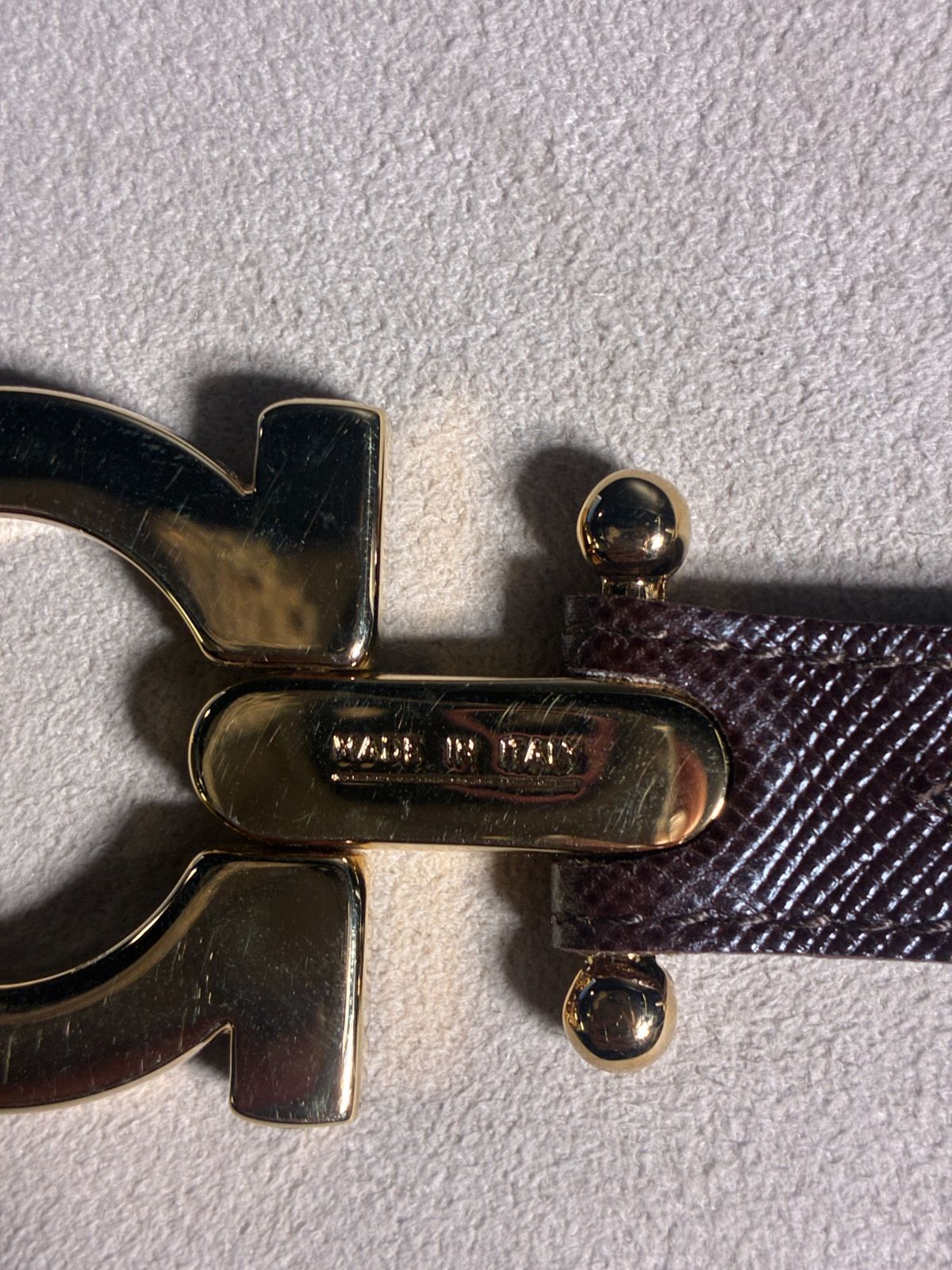 サルヴァトーレフェラガモ キーホルダー